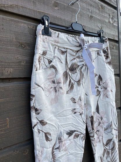 BYXA ROSABEL MÖNSTRAD BEIGE